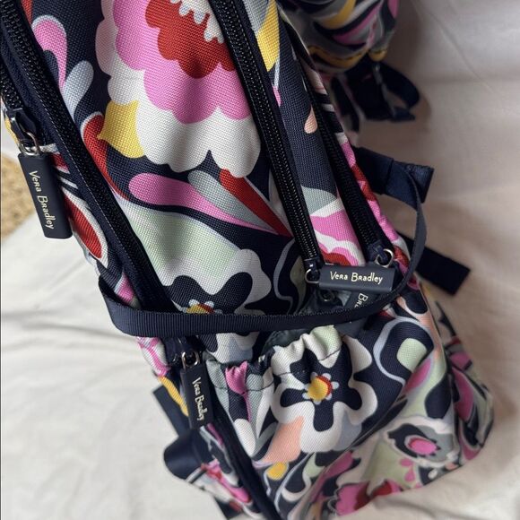 Vera Bradley Lighten Up Essential Large Backpack In Floral Mod Paisley. - Picture 4 of 7
